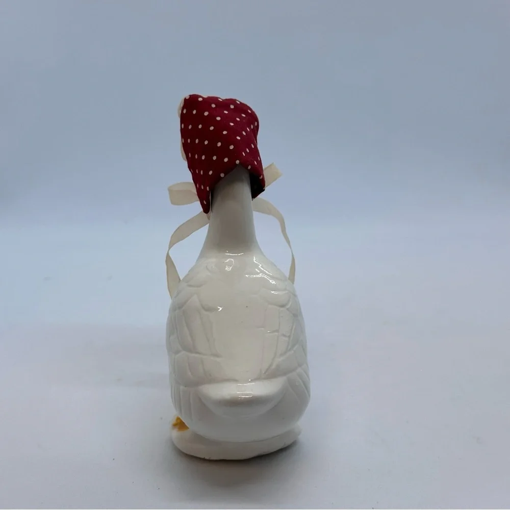 VTG 1970’s Mrs. Bonnet Goose Duck Figurine Farmhouse Decor Made in Taiwan *READ*